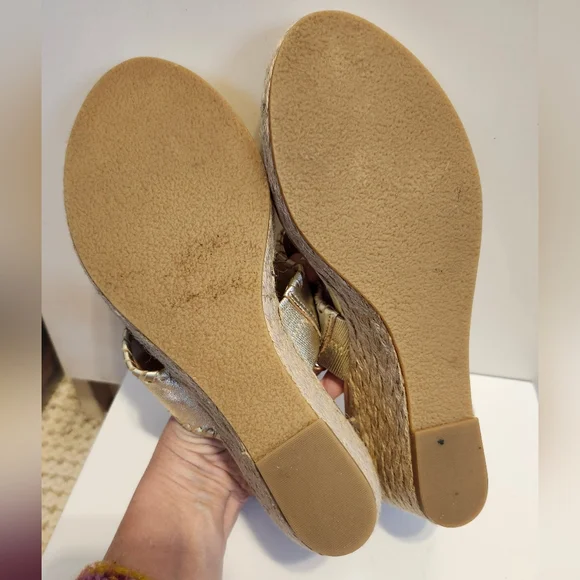 Jack Rogers “Jacks” Navajo Gold Leather Raffia Wedge Sandals Sz.8.5  Ret.$148 - Picture 9 of 9